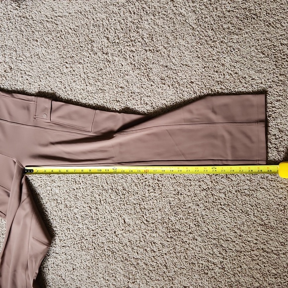 Athleta Delancey straight cargo pant. Size Small. - Picture 3 of 10